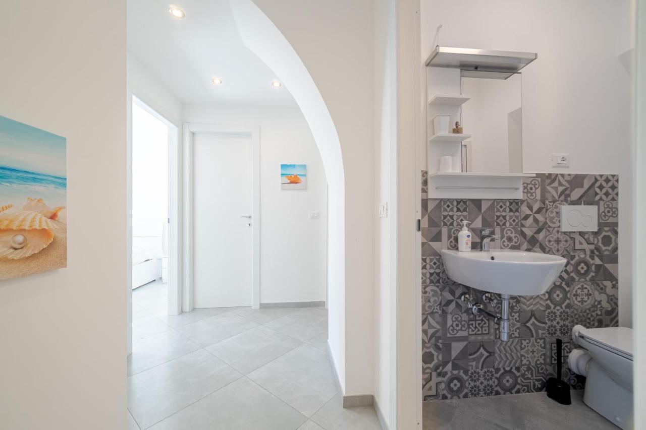 Apartment New!central Apt 5 Min Walk From The Metro Brignole