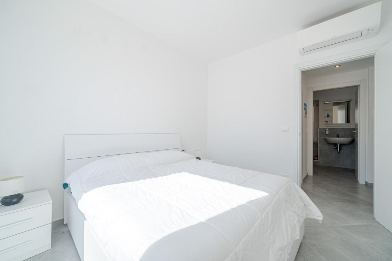 New!central Apt 5 Min Walk From The Metro Brignole *